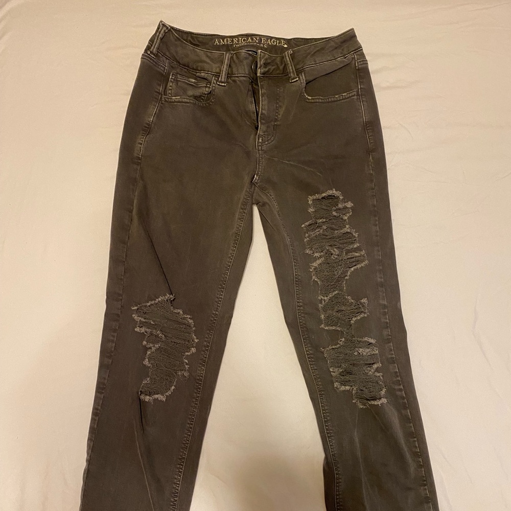 Grey American Eagle Tomgirl Jeans